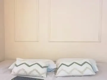 bestblondiiecb – webcam model profile photo Image 13