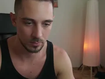 bright_diamonds_054 – webcam model profile photo Image 9