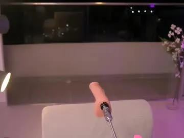 sherylov – webcam model profile photo Image 13