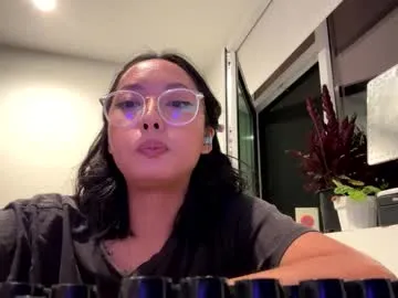 Prueberry – webcam model profile photo Image 2