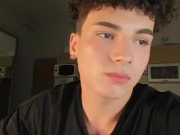 ava_delightt – webcam model profile photo Image 16