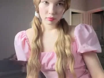 funny_to_see_you_here – webcam model profile photo Image 14