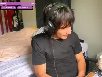 little_effy18_ chat room preview Image 19