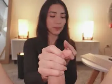 cold_waterfall – webcam model profile photo Image 14