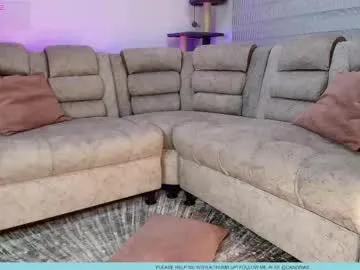 LolaBriink – webcam model profile photo Image 16