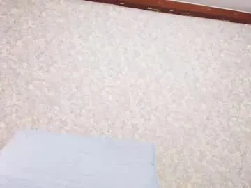 sareandrob – webcam model profile photo Image 3