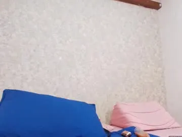 sareandrob – webcam model profile photo Image 8