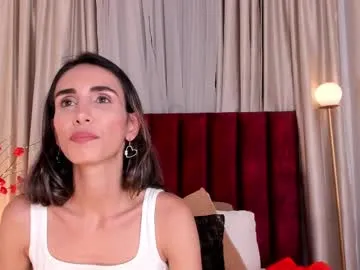 ninacavallli Image 13
