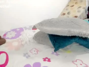 angellspartner – webcam model profile photo Image 6