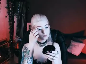 little_effy18_ chat room preview Image 15