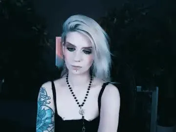 little_effy18_ chat room preview Image 4