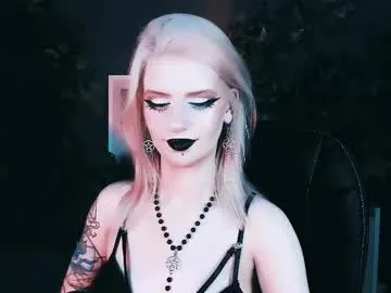 little_effy18_ chat room preview Image 5