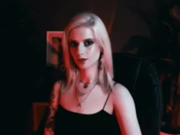 little_effy18_ chat room preview Image 7