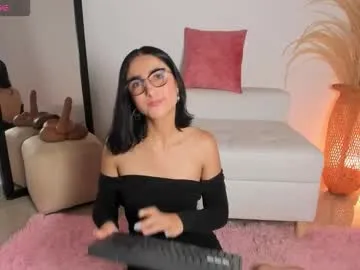 sareandrob – webcam model profile photo Image 15