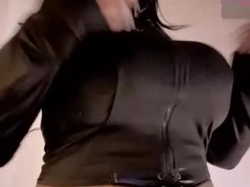 little_effy18_ chat room preview Image 7