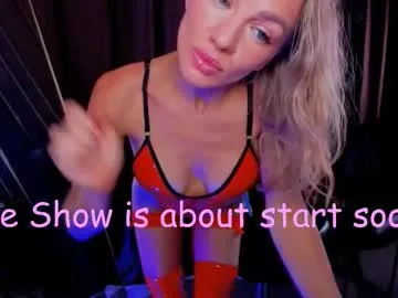 katy_and_paola chat room preview Image 19