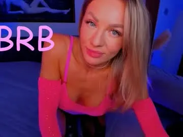 katy_and_paola chat room preview Image 6