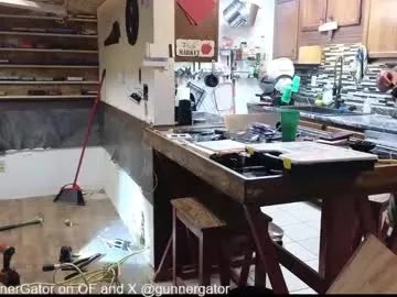 omfgy chat room preview