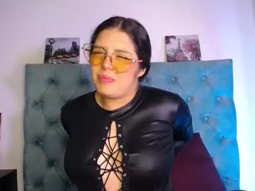 paola_lyon Image 6