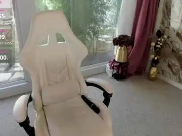 lila_hottie_rosie – webcam model profile photo Image 15