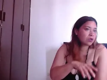 sareandrob – webcam model profile photo Image 18