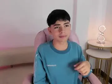 ava_delightt – webcam model profile photo Image 4