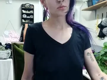 petite_emeri Image 14