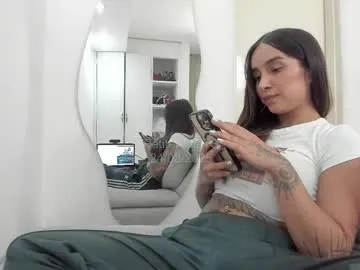 angellspartner – webcam model profile photo Image 13