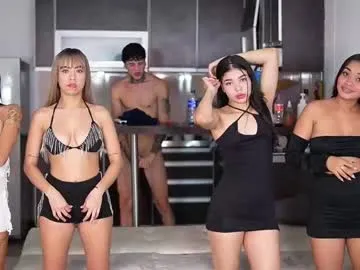 plushicore chat room preview Image 11