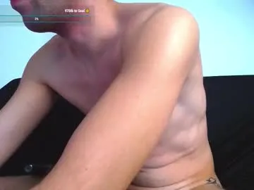 sareandrob – webcam model profile photo Image 10