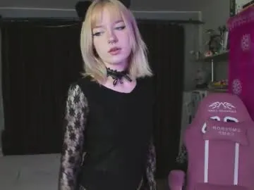 queeneliaa_ – webcam model profile photo Image 12