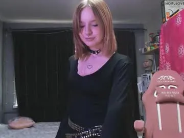 queeneliaa_ – webcam model profile photo Image 5