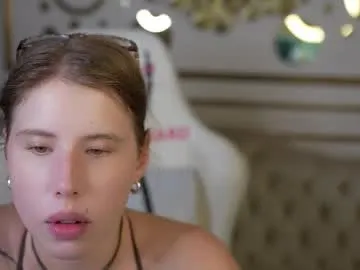 funny_to_see_you_here – webcam model profile photo Image 11