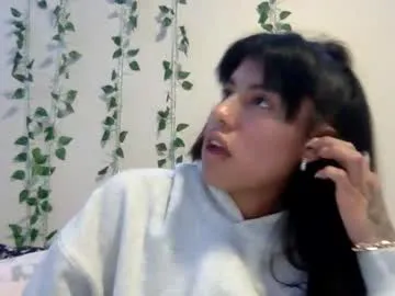 little_effy18_ chat room preview Image 9