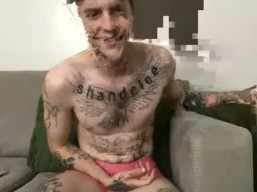 sareandrob – webcam model profile photo Image 3