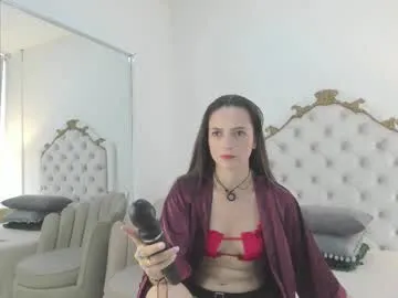 little_effy18_ chat room preview Image 9