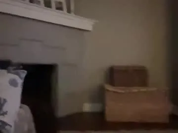 little_effy18_ chat room preview Image 13