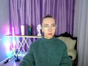 night_wwwolf – webcam model profile photo Image 15