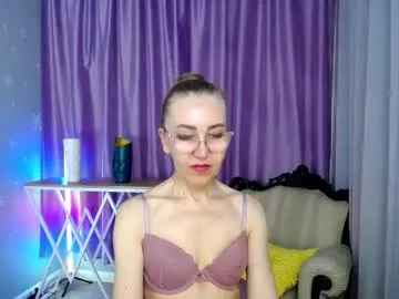 night_wwwolf – webcam model profile photo Image 5