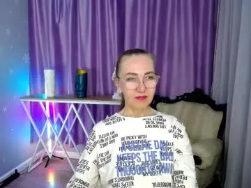 night_wwwolf – webcam model profile photo Image 7