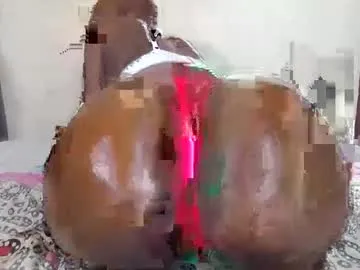 sareandrob – webcam model profile photo Image 19