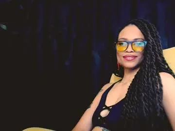 sareandrob – webcam model profile photo Image 5