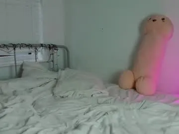 emyii chat room preview Image 15