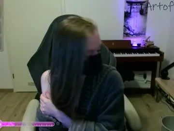 didiane_ chat room preview Image 16