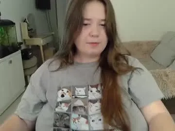 issasmyth – webcam model profile photo Image 7