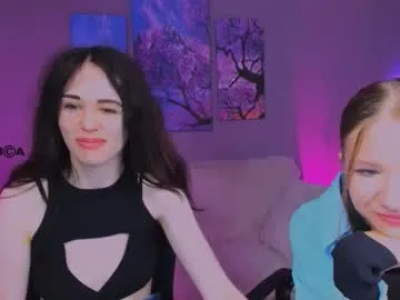 sareandrob – webcam model profile photo Image 19