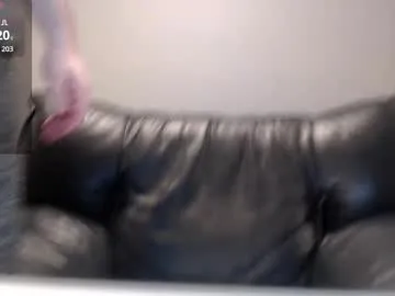 hefner_girl chat room preview Image 12