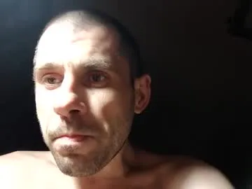 sareandrob – webcam model profile photo Image 16