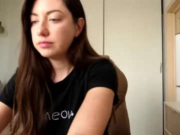 yourgirl_ariella – webcam model profile photo Image 18