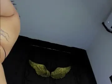 alyonaqueen_ chat room preview Image 15